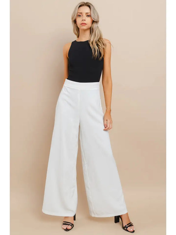 Classic City Wide Leg Pants in White
